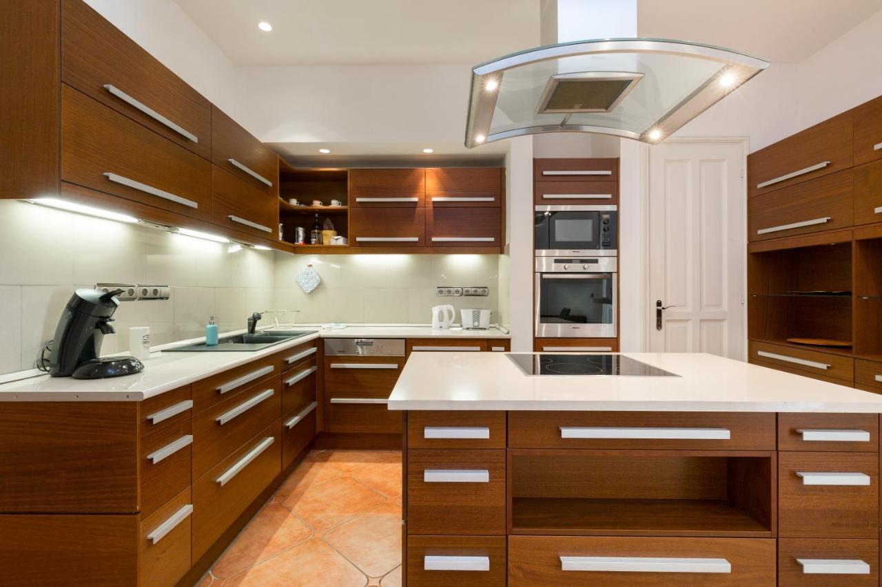 Luxury Central Apartment Budapest Eksteriør billede